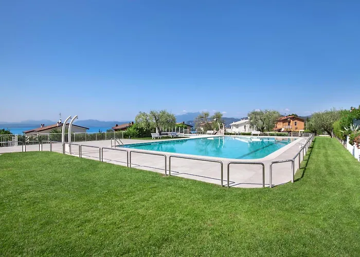 וילה Lisi With Pool *