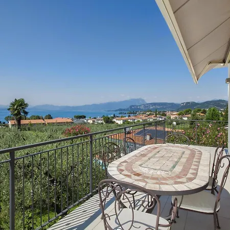 Santa Cristina Villa