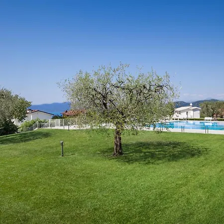 Lisi With Pool Bardolino